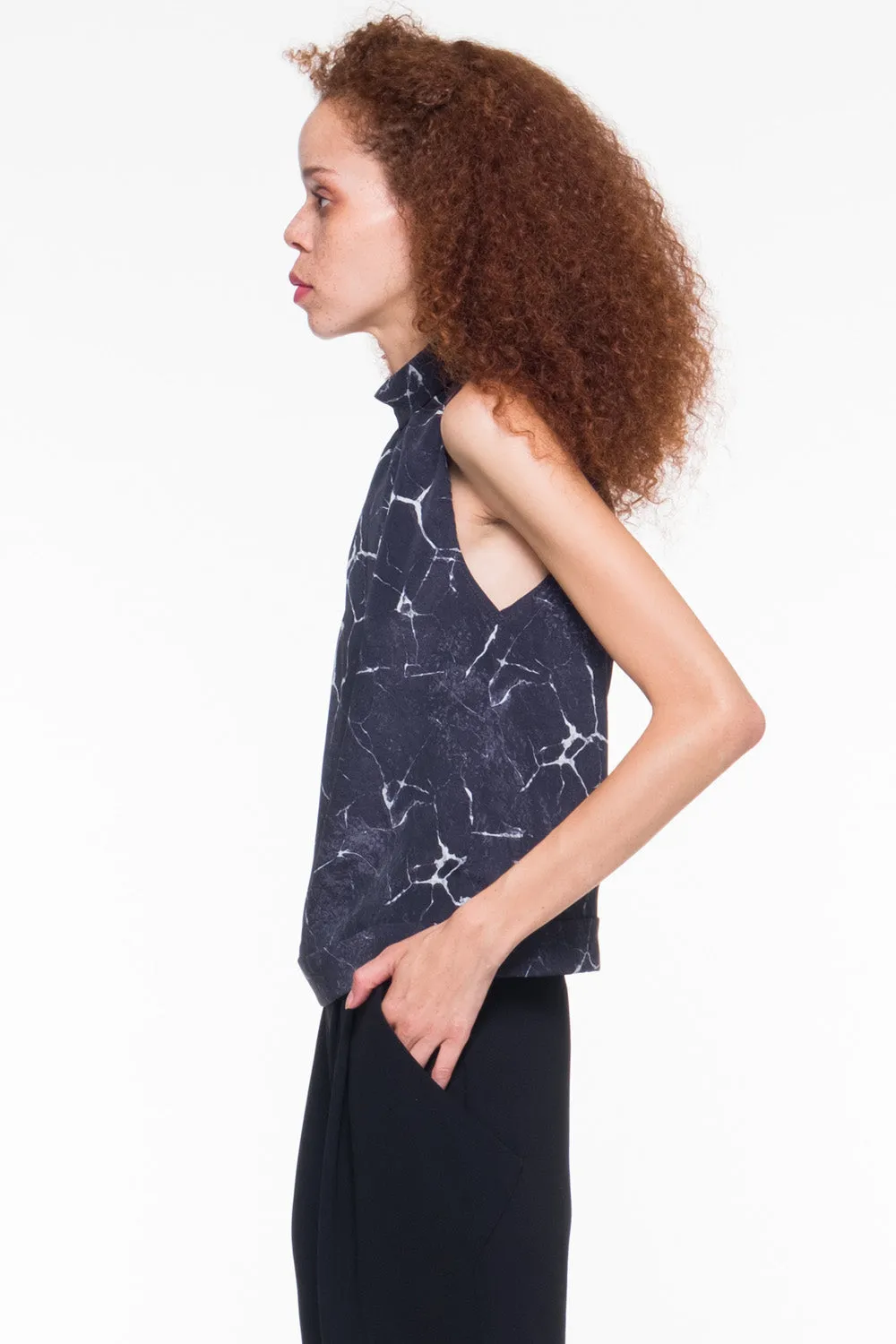 Halle Top Print