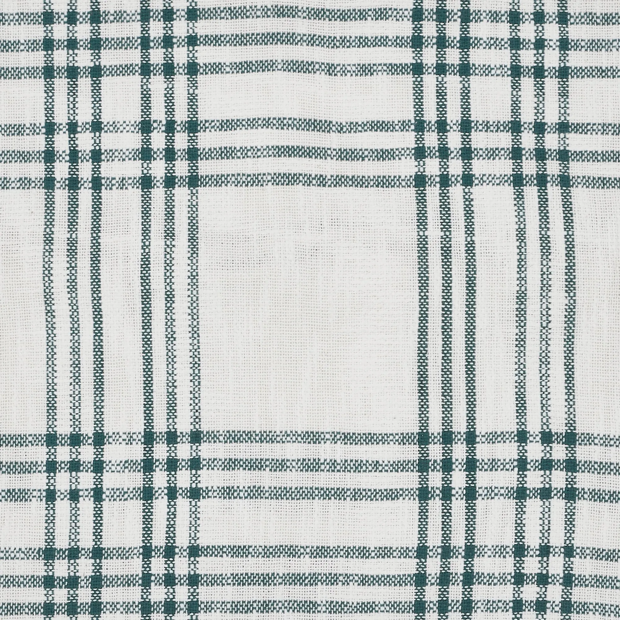 Pine Grove Plaid Tree Skirt 48