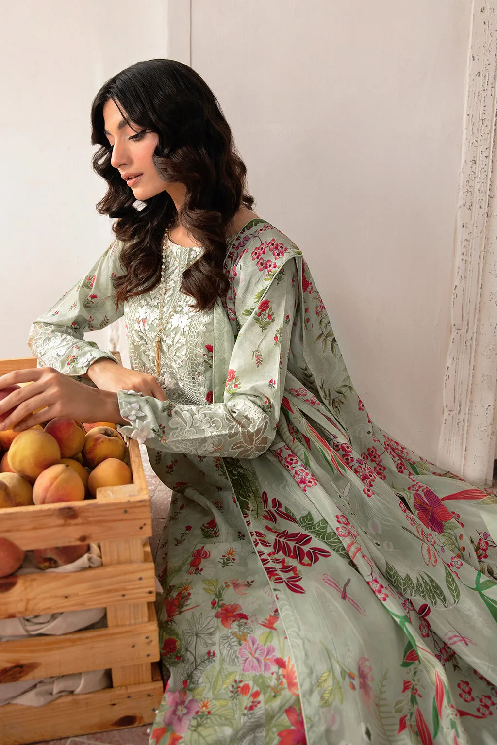 Ramsha Rangrez Lawn Collection – N-409