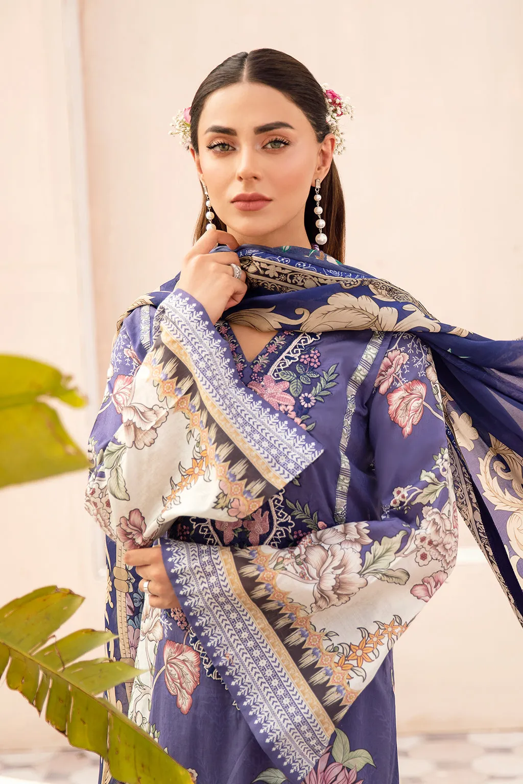 Ramsha Rangrez Luxury Lawn Collection Vol-2 – N-202