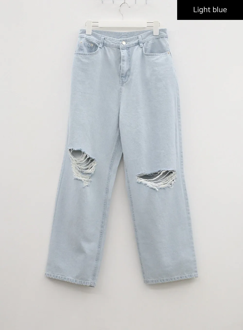 Ripped Light Wash Jeans CF316